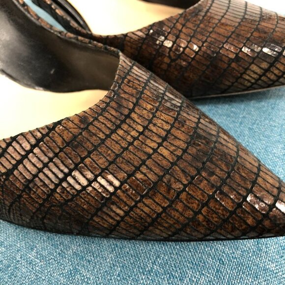 J. Renee leather & suede - Adan black & brown gold heeled pointed pumps size 11M - Picture 10 of 16